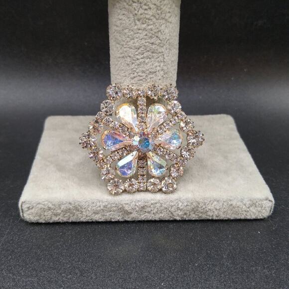 Vintage Aurora Borealis Rhinestone Brooch, Wedding Pin, Mid-Century, 1 7/8 Inch - Picture 4 of 10